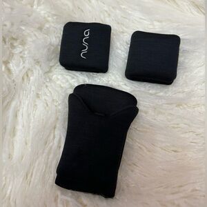 Nuna pipa shoulder straps and buckle